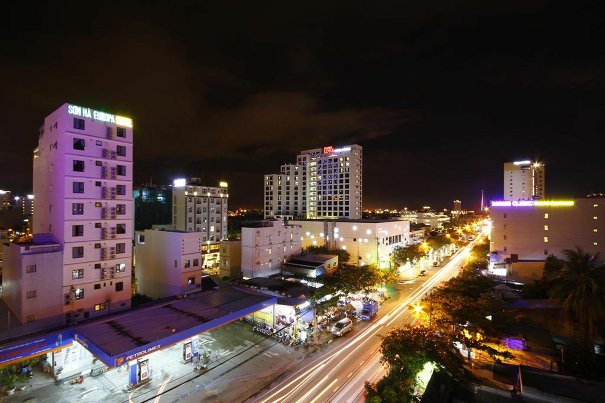 Hanoi Blue Hotel - The Water Front Дананг Экстерьер фото