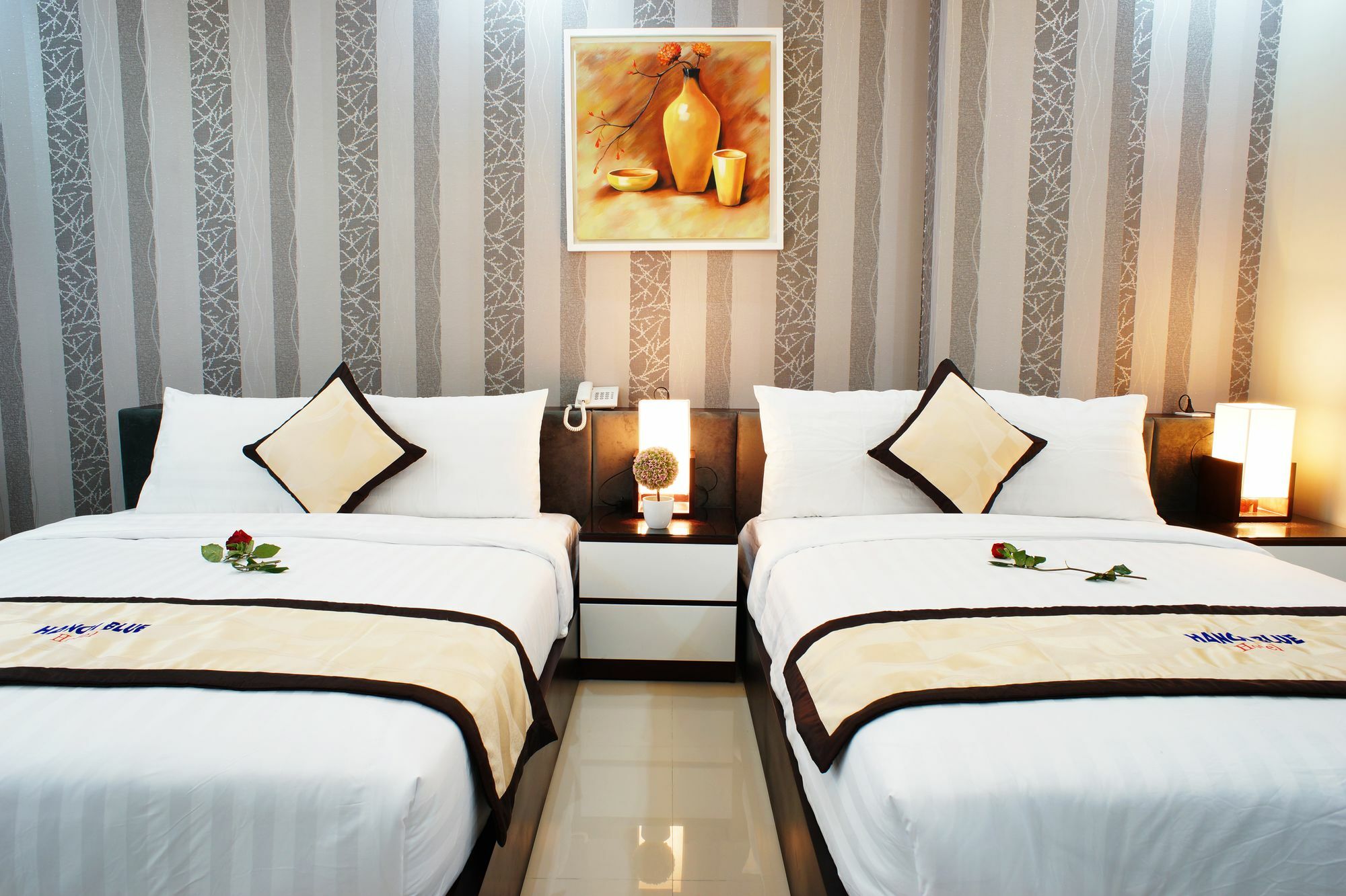 Hanoi Blue Hotel - The Water Front Дананг Экстерьер фото