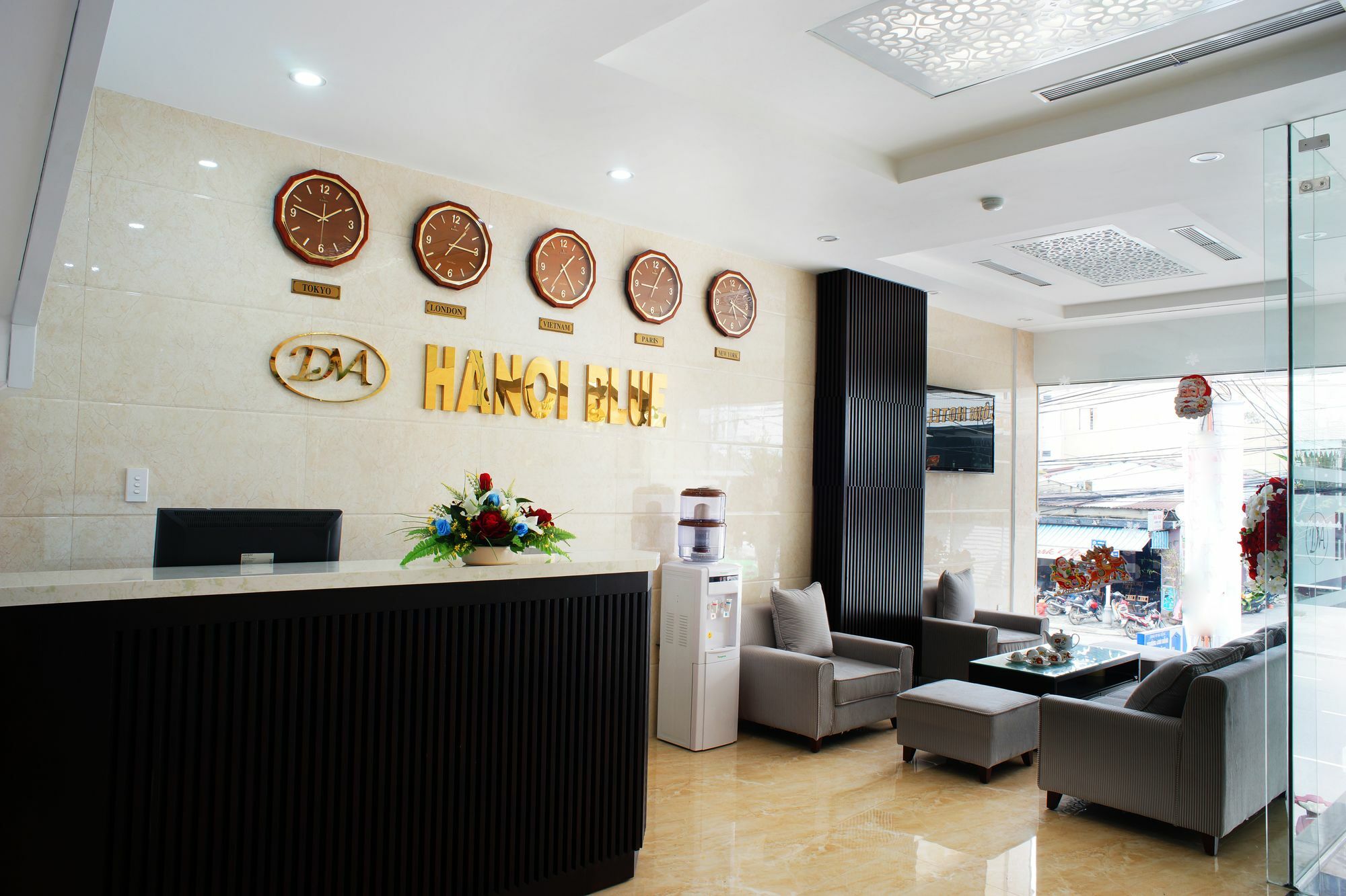 Hanoi Blue Hotel - The Water Front Дананг Экстерьер фото